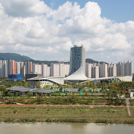 Brown Dot Hotel Jinju Dış mekan fotoğraf