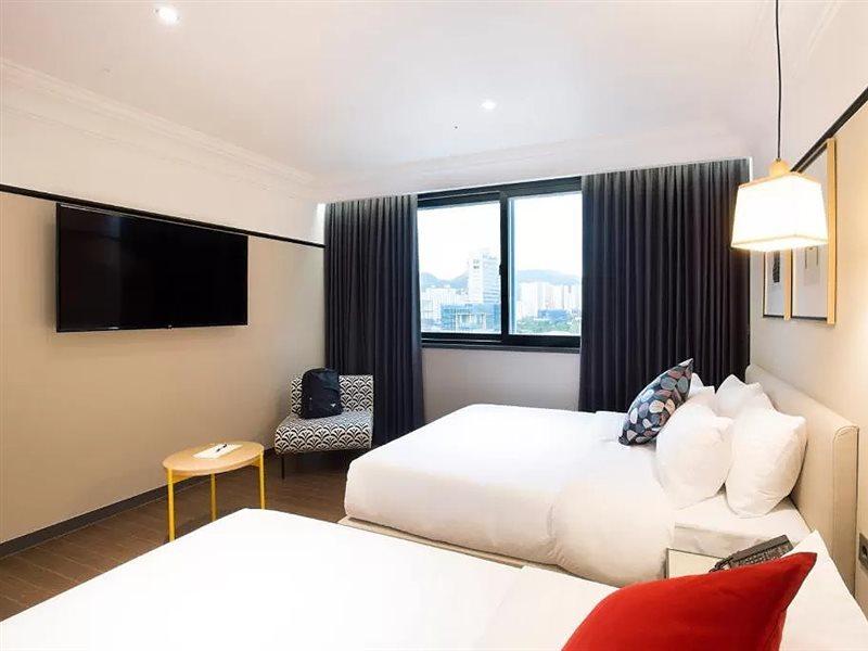 Brown Dot Hotel Jinju Dış mekan fotoğraf